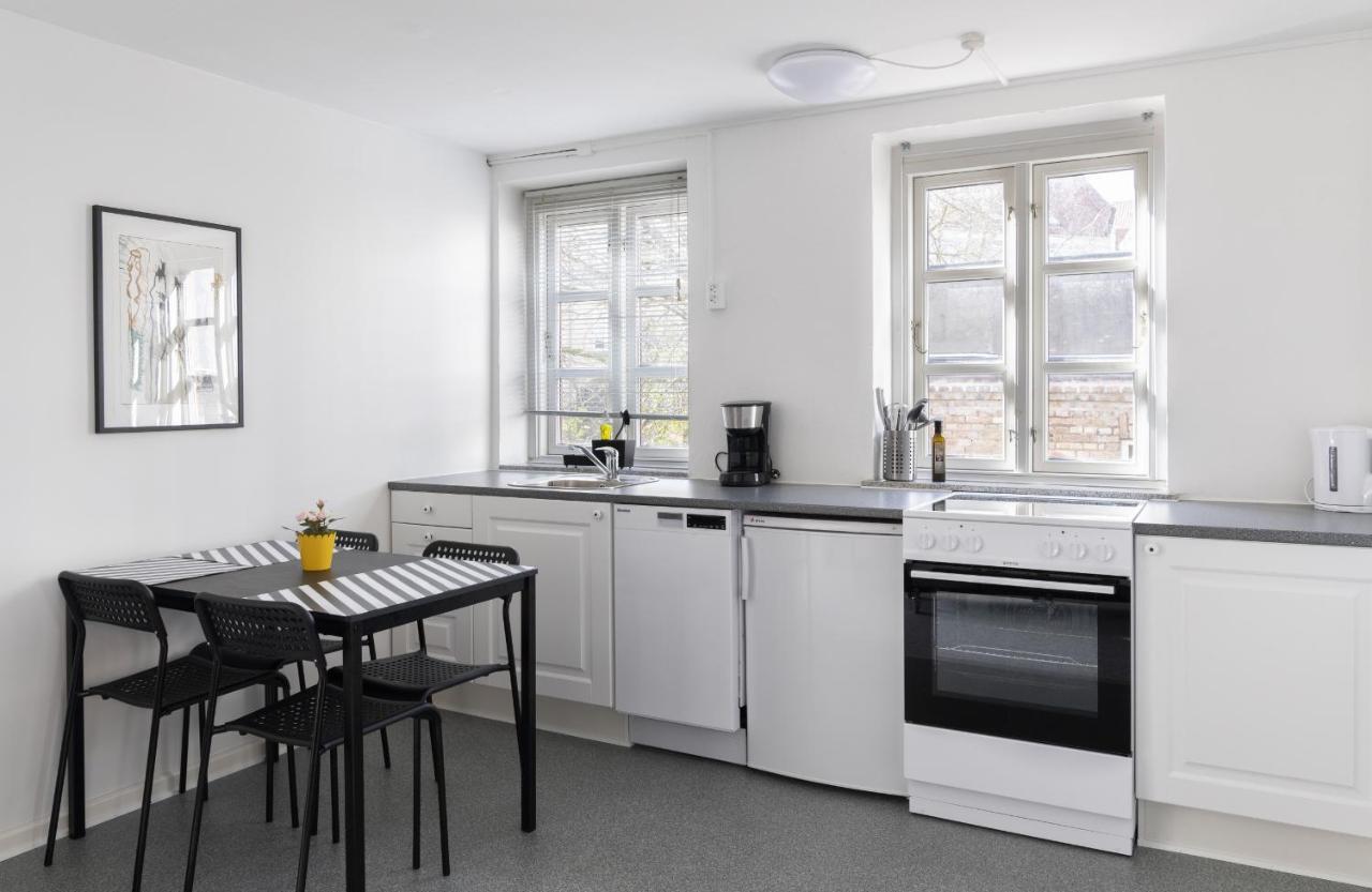 Aday - Apartment Suite 2 Aalborg Center Zewnętrze zdjęcie